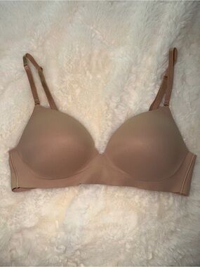 Victoria's Secret Smooth Nude T-Shirt Bra